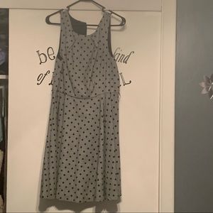 Elle size 12 polka dot midi dress. Short sleeved. Zip up back.